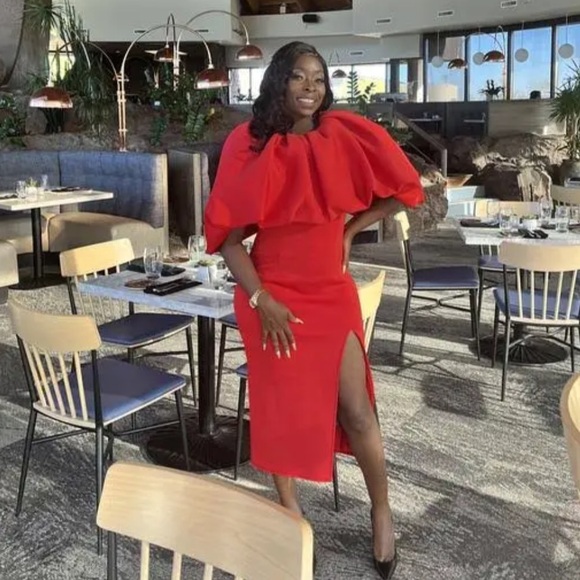 Asos design bubble pencil midi dress with split in red #Cybermondaysale - Picture 10 of 16